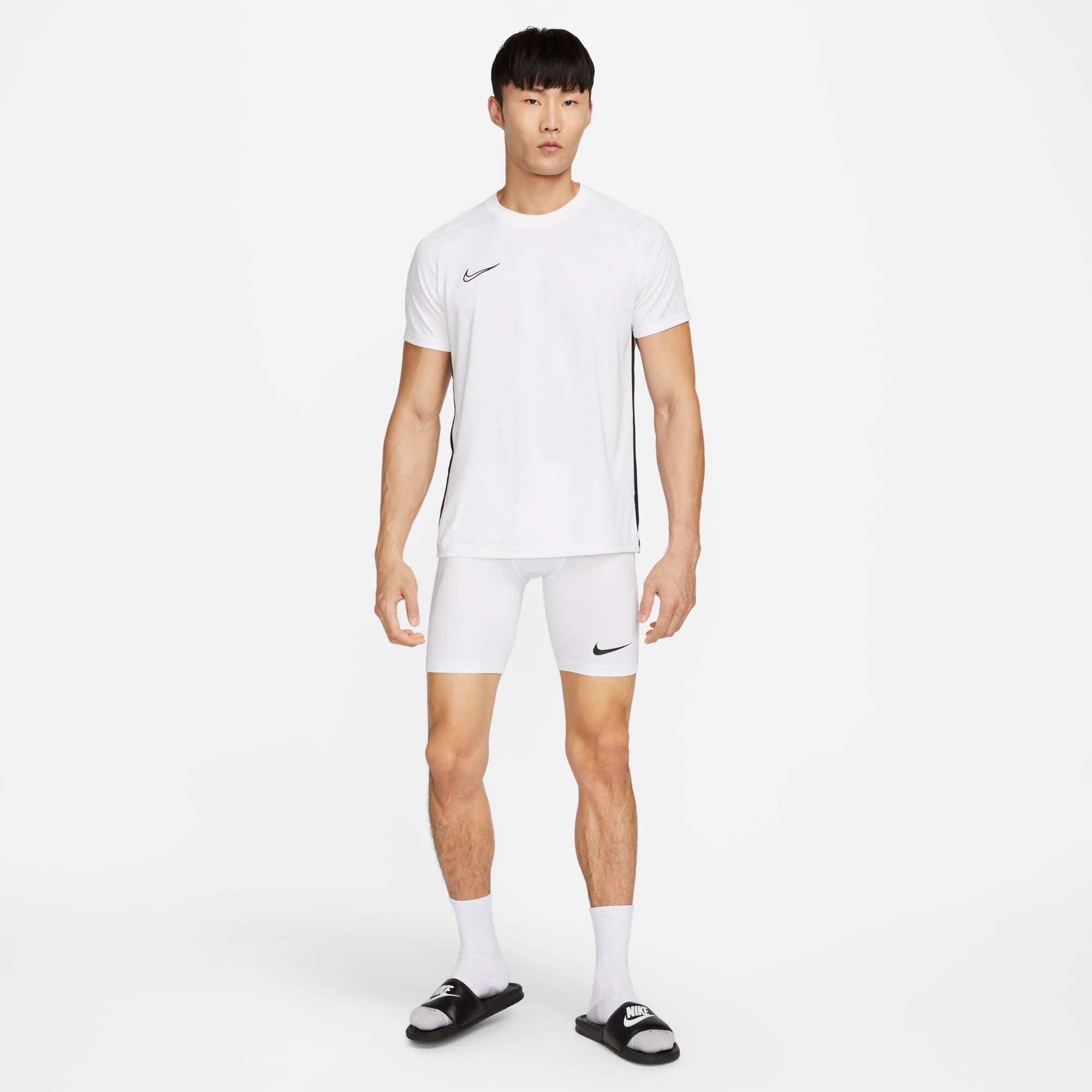 M NK DF STRIKE NP SHORT