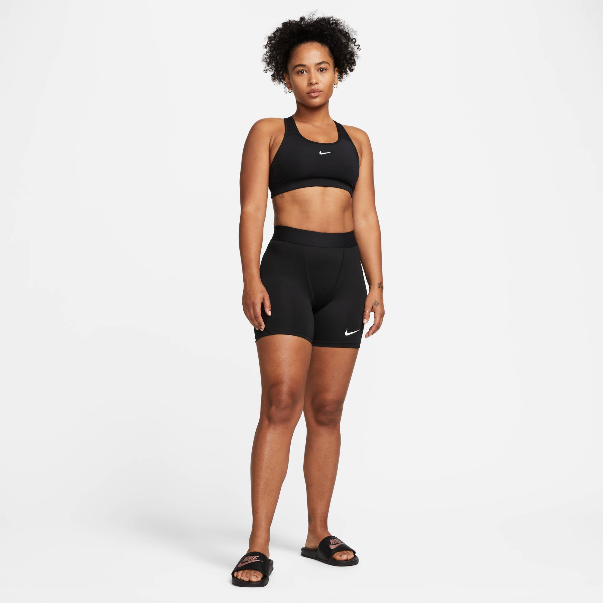 W NK DF STRIKE NP SHORT