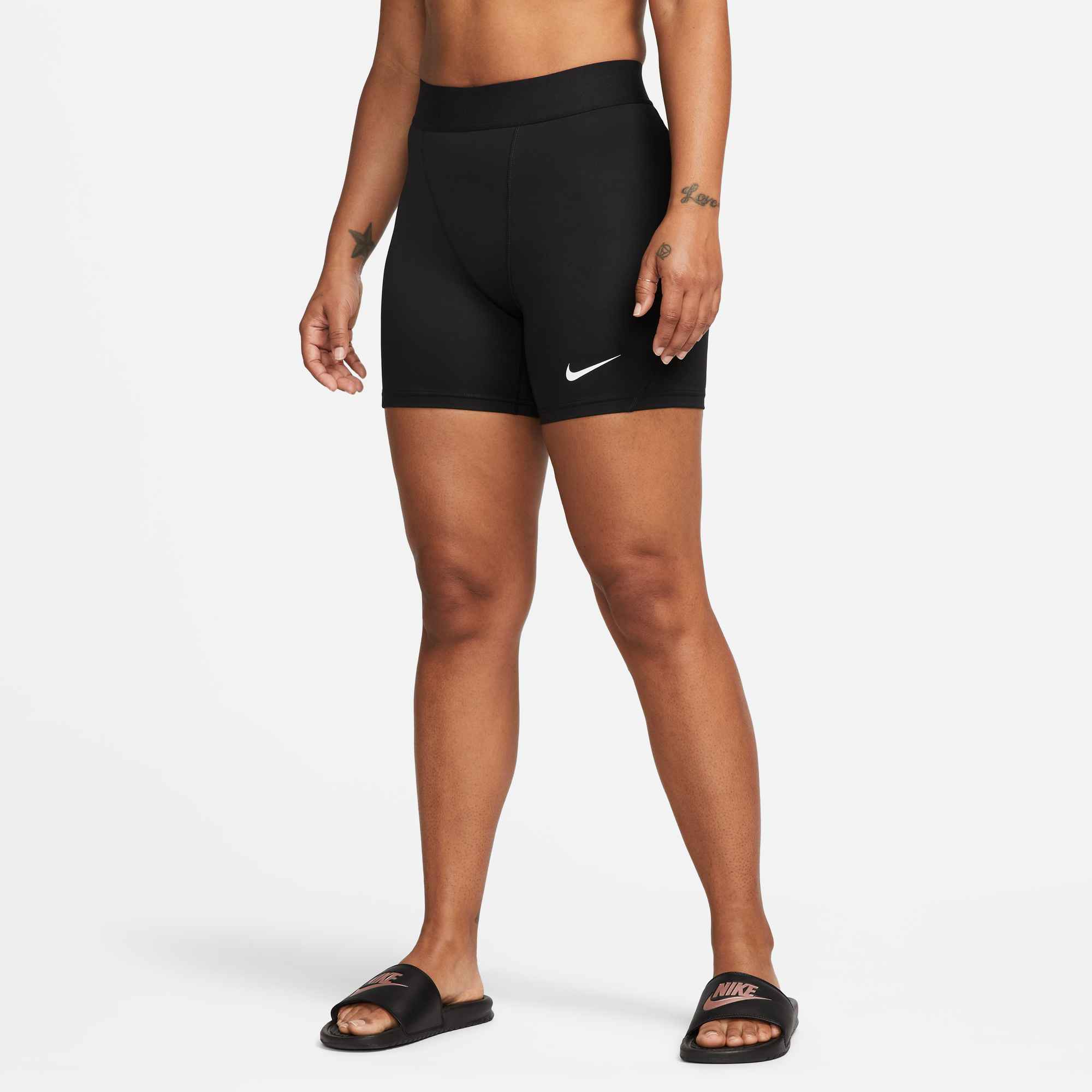 W NK DF STRIKE NP SHORT