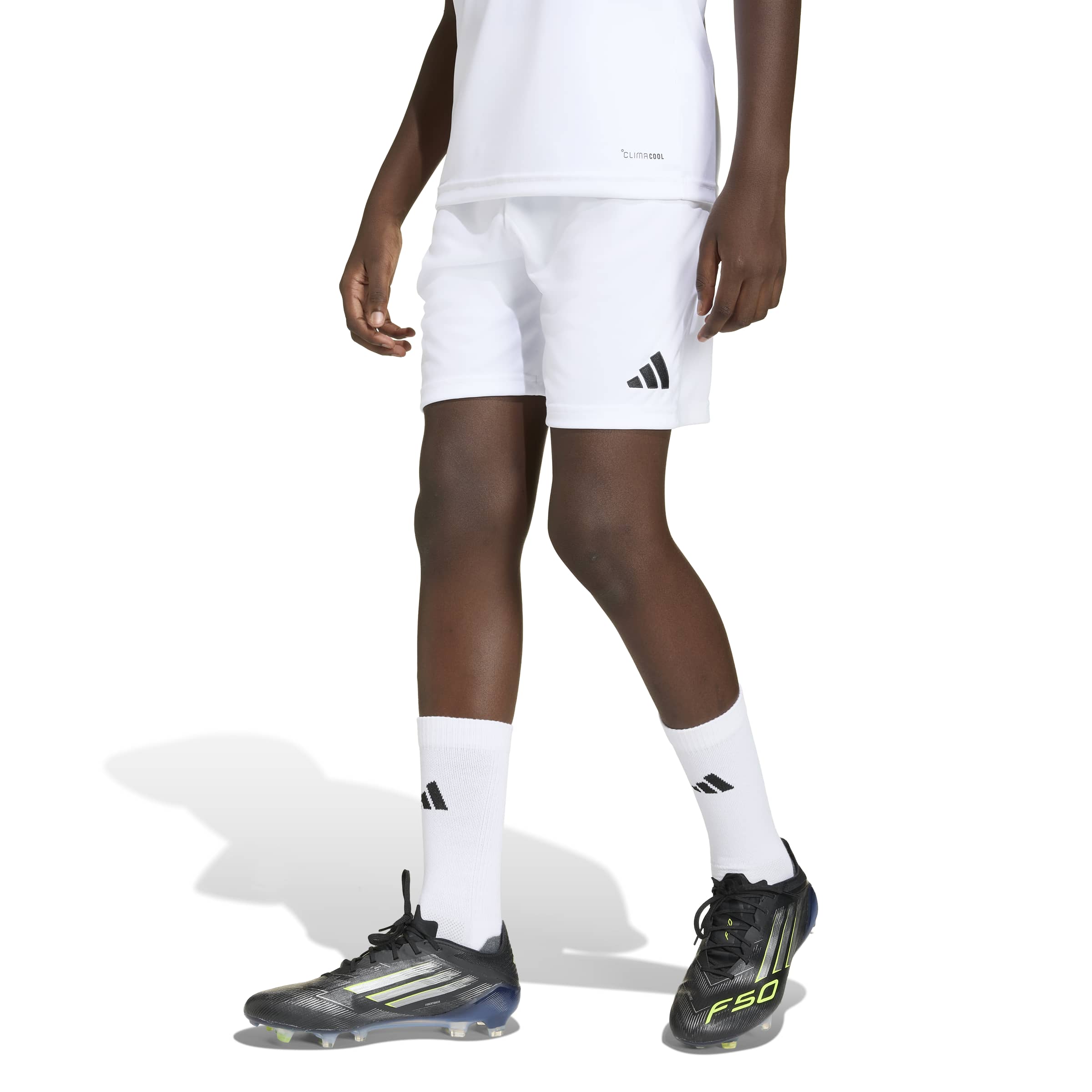 ENT26 SHO Y - 001A/WHITE/BLACK
