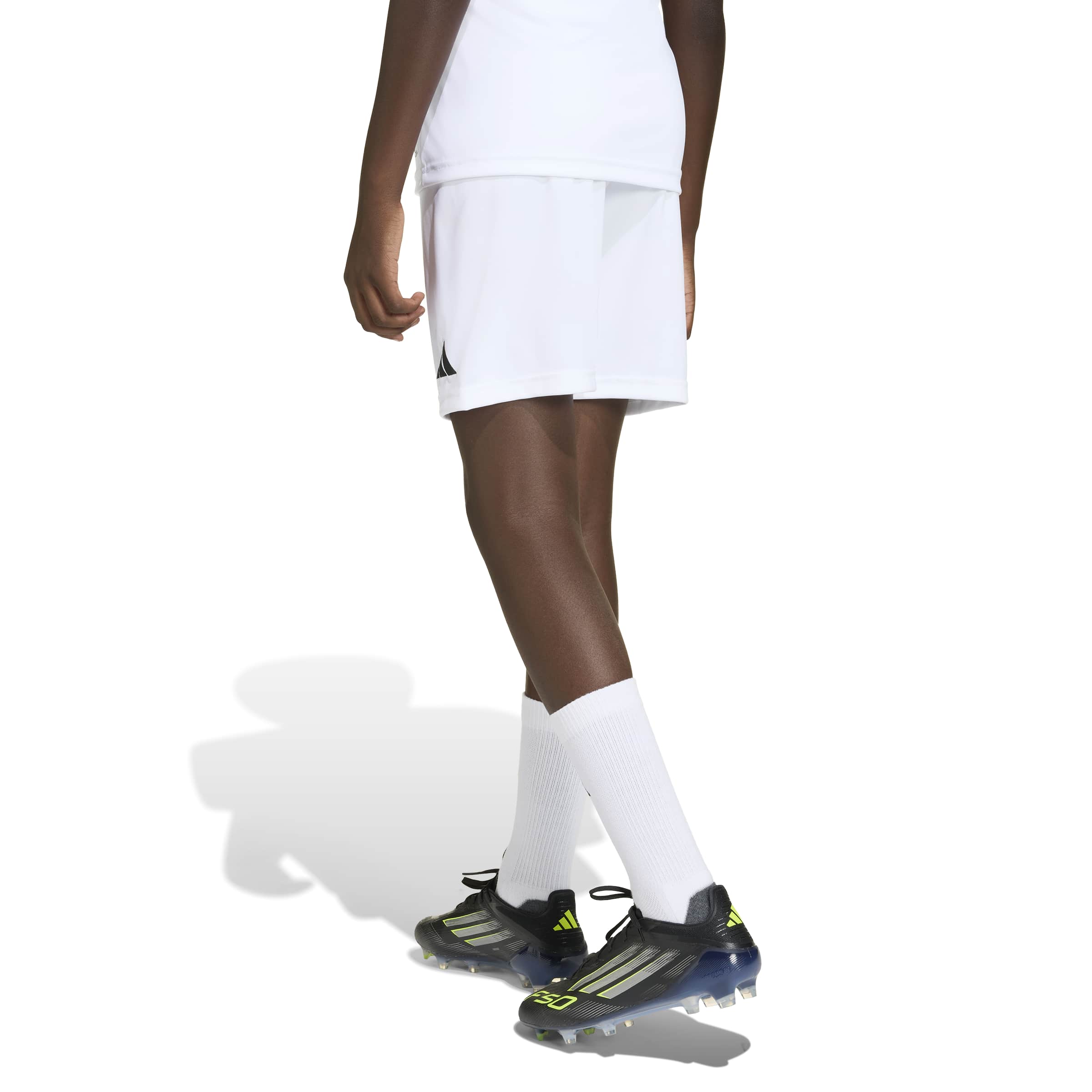 ENT26 SHO Y - 001A/WHITE/BLACK