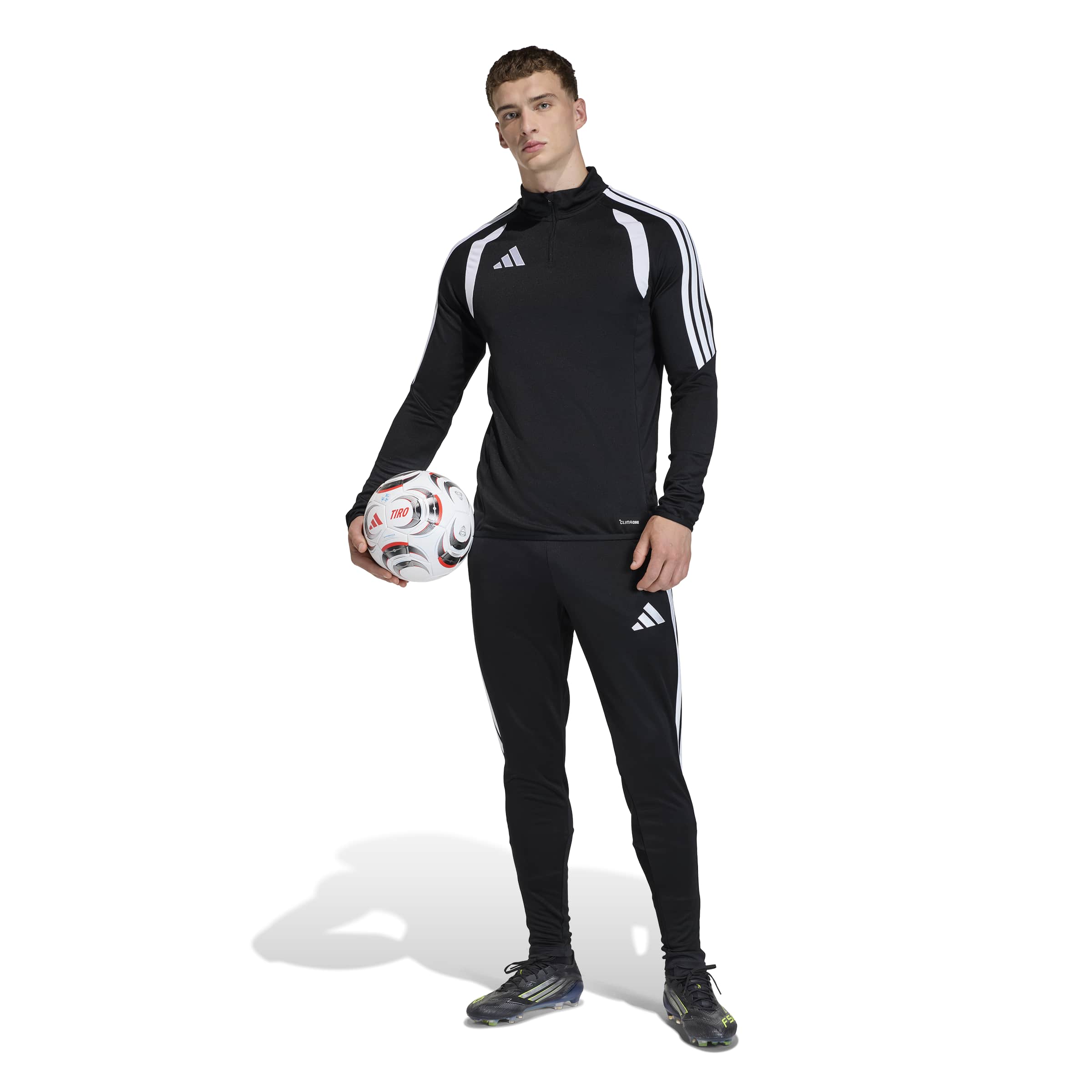 TIRO26L PNTR - 095A/BLACK/WHITE