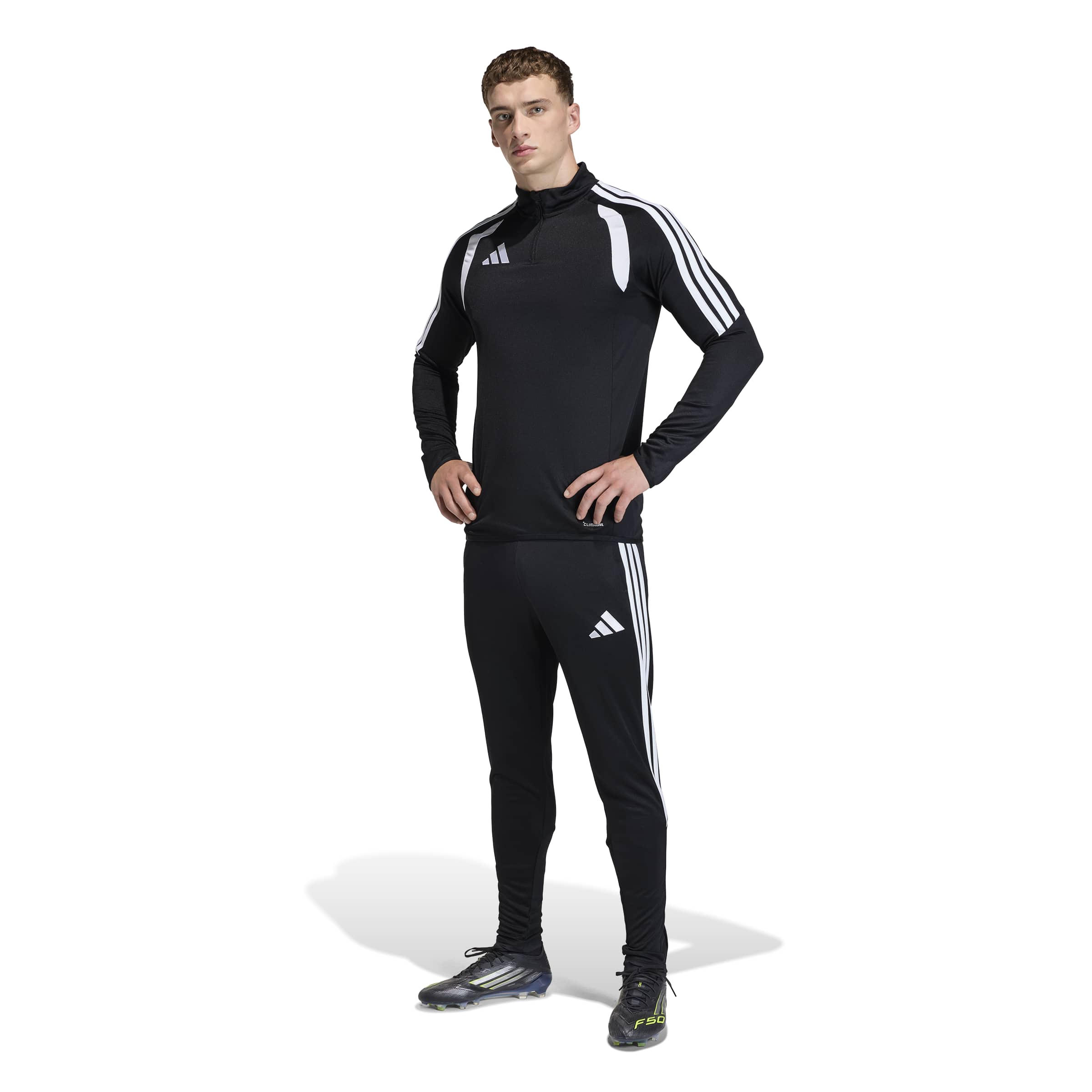 TIRO26L PNTR - 095A/BLACK/WHITE