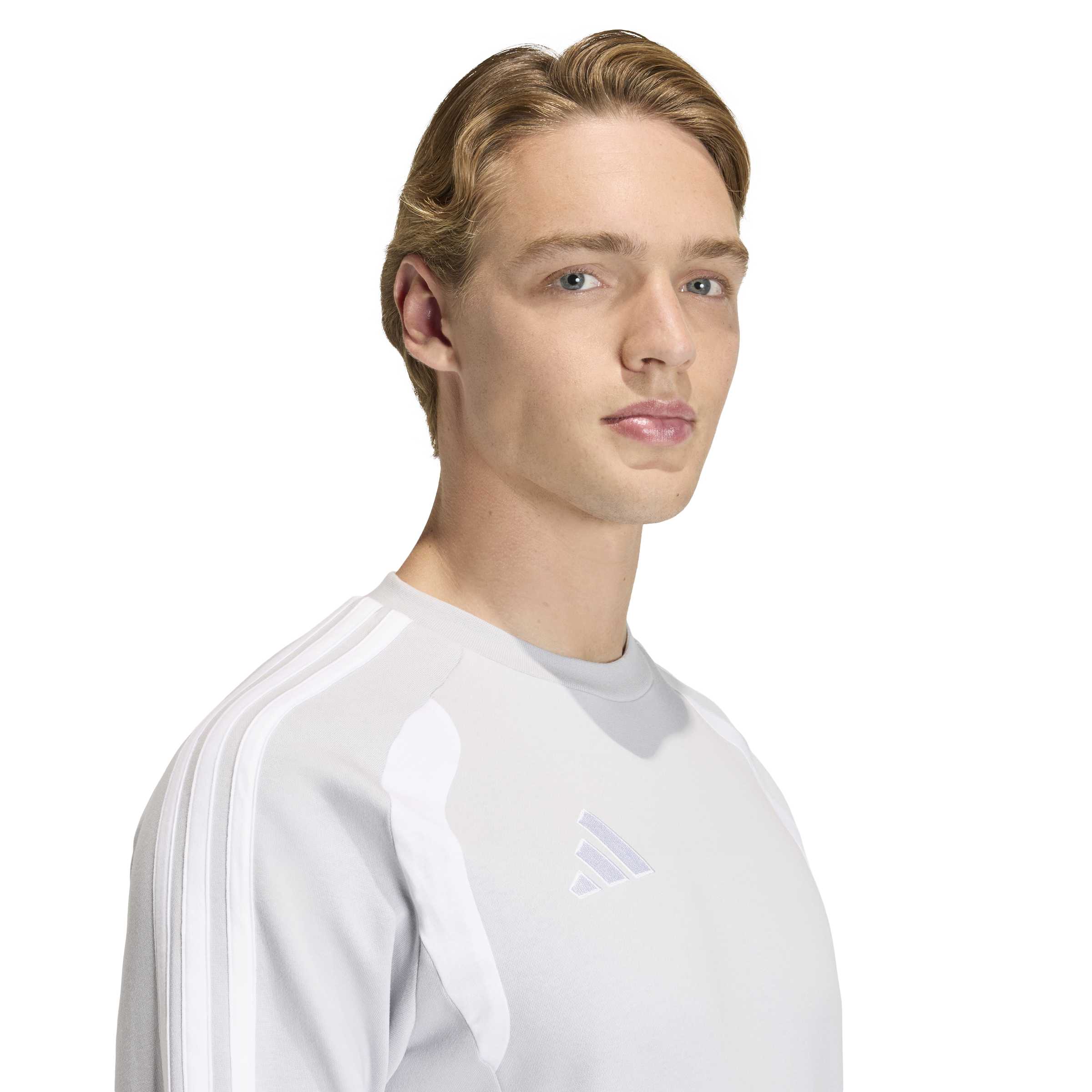 TIRO26L SW CREW - ADFE/TMLGGR/WHITE